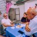 Prefeito toma café com lojistas do 4&400 e discute melhorias para o shopping