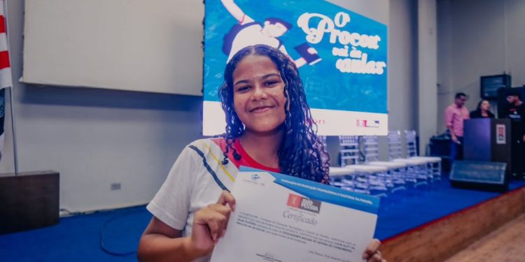 Cícero abre comemoração do Dia Mundial do Consumidor com lançamento do Procon-JP vai às Aulas 2023