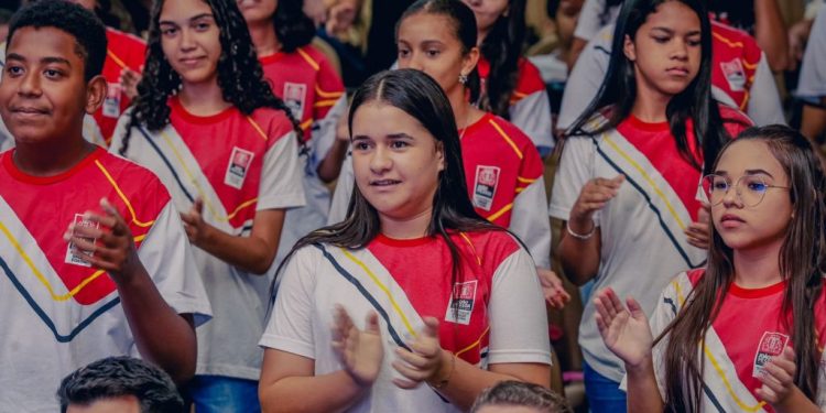 Cícero abre comemoração do Dia Mundial do Consumidor com lançamento do Procon-JP vai às Aulas 2023
