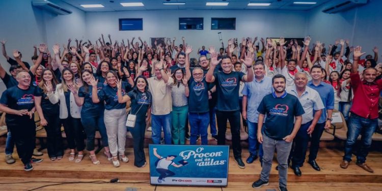 Cícero abre comemoração do Dia Mundial do Consumidor com lançamento do Procon-JP vai às Aulas 2023