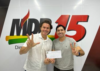 Com presença de Veneziano, Prefeito de Cuité de Mamanguape assina ficha de filiação ao MDB