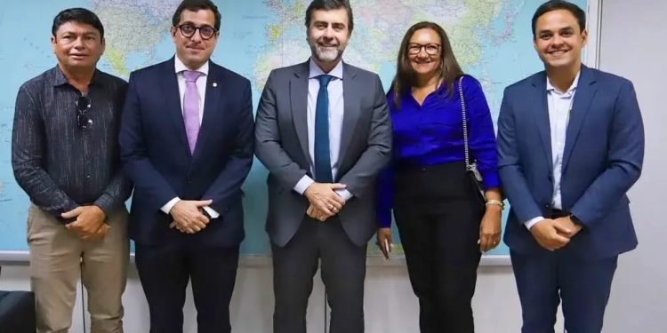 São João de Bananeiras será divulgado internacionalmente, afirma presidente da Embratur