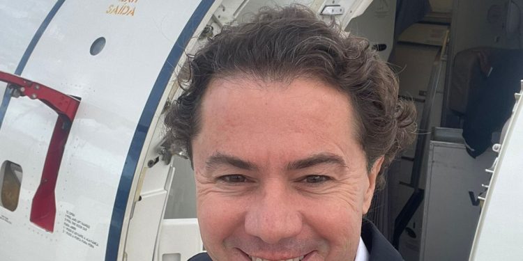 Veneziano viaja com Lula para inauguração de parque eólico na Paraíba; veja imagens do evento