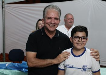 Prefeitura de Patos entrega mais 84 óculos e alcança mais 300 alunos contemplados pelo programa Novos Olhares