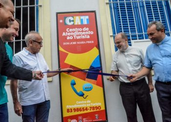 Cícero Lucena inaugura Centro de Atendimento ao Turista no Centro Cultural São Francisco