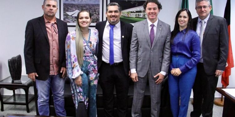 Ministério dos Transportes confirma que recuperação da BR-412, solicitada por Veneziano, será iniciada em abril