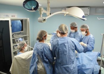 Primeira cirurgia do programa Opera Paraíba Mulher no Hospital de Clínicas é realizada com sucesso