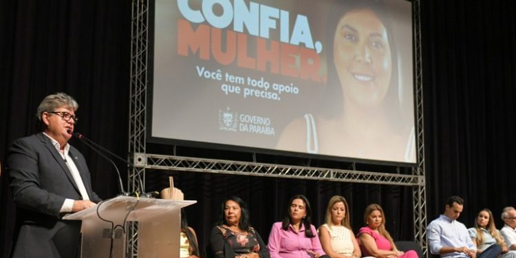 João anuncia expansão da Patrulha Maria da Penha e lança novas ações em alusão ao Dia Internacional da Mulher