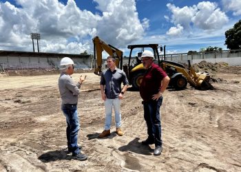 Prefeitura da Capital começa obra no campo do estádio da Graça para instalação de grama sintética