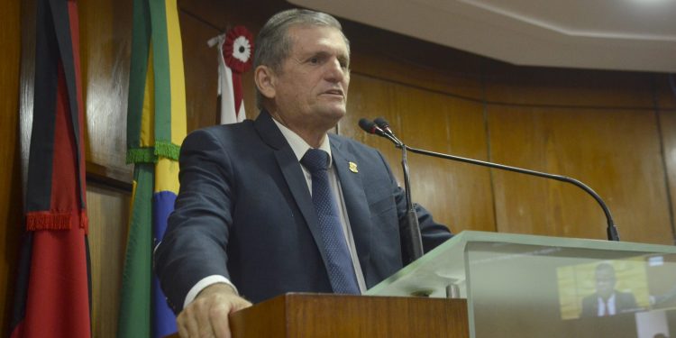 Parlamentar comenta ação contra práticas abusivas de distribuidoras de combustíveis