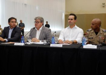 João destaca redução de índices de homicídios e de crimes patrimoniais em reunião com as Forças de Segurança