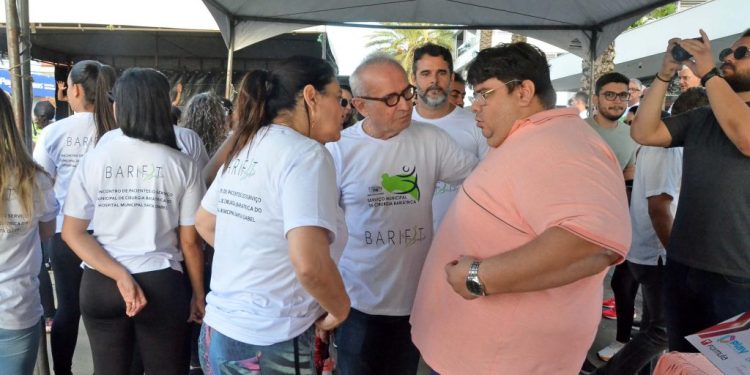 Cícero participa de evento do Hospital Santa Isabel que reuniu pacientes bariátricos na orla