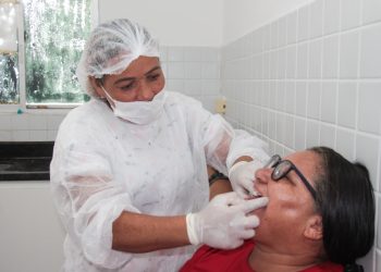 Cabedelo mantém serviço de distribuição de próteses dentárias à população