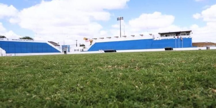 Prefeitura de Patos efetua pagamento de R$ 40 mil para o Nacional de Patos