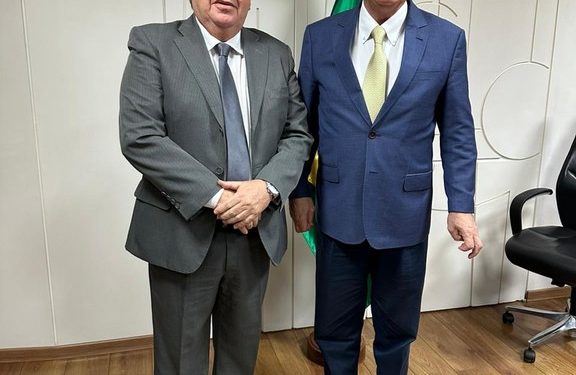 João discute investimentos para indústria, artesanato e energias limpas com Alckmin