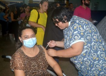 Prefeitura da Capital realiza ação de saúde e inicia vacinação bivalente contra a Covid-19 para pessoas com deficiência