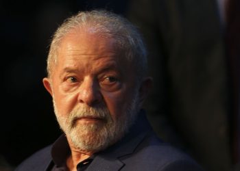 Lula não discursa na inauguração de parque eólico em Santa Luzia