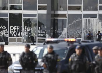 Oitava fase da Lesa Pátria cumpre 78 mandados, em nove estados e no DF