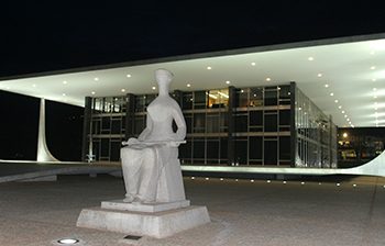STF derruba prisão especial para quem tem curso superior