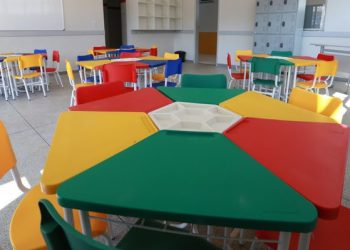 Repasses a municípios para obras de educação igualam o ano todo de 2022 em menos de três meses