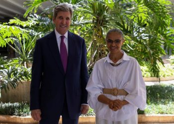 “Nós temos o compromisso de trabalhar com o Fundo Amazônia”, diz John Kerry, após reunir-se com a ministra Marina Silva