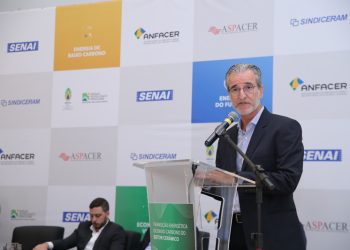 Setores cerâmico e sucroenergético firmam acordo para substituir gás natural por biometano