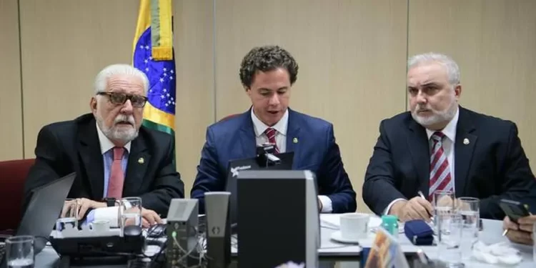 Veneziano pedirá audiência para discutir risco de ataque cibernético e aplicação de LGPD