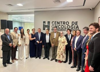 Murilo Galdino prestigia inauguração do Help e destaca importância de hospital para a população