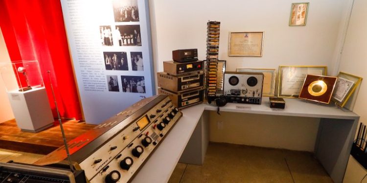 João Azevêdo inaugura Museu do Rádio Paraibano