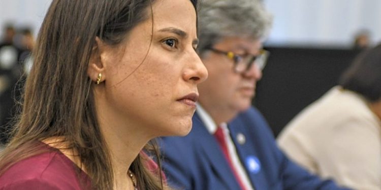 Governadora de Pernambuco defende que discussão da reforma tributária deve estar alinhada à diminuição de desigualdades