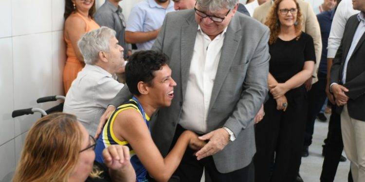 João inaugura primeira Oficina Ortopédica da Paraíba para confecção de órteses e próteses com tecnologia de ponta