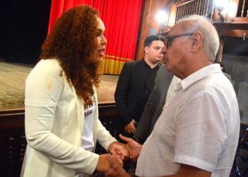 Cícero Lucena participa de posse de paraibana na Presidência Nacional da Central Única das Favelas