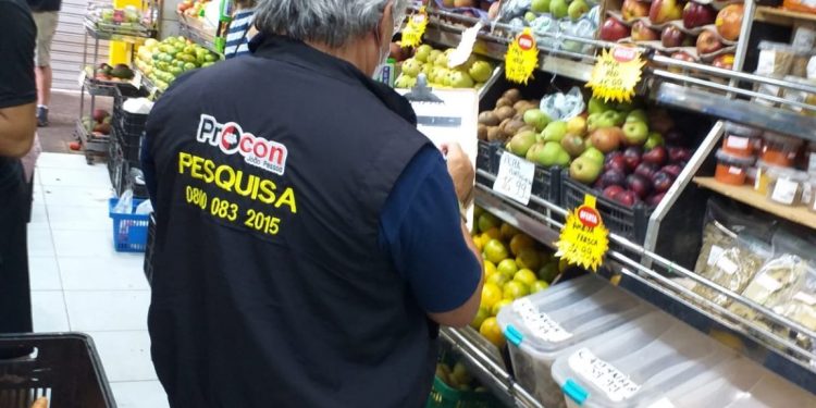 Pesquisa do Procon-JP constata variação de 224,50% no preço da banana; confira