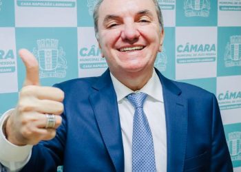 Vereador Mikika parabeniza senador Veneziano e deputado Mersinho pela conquista das 416 casas para a comunidade Dubai