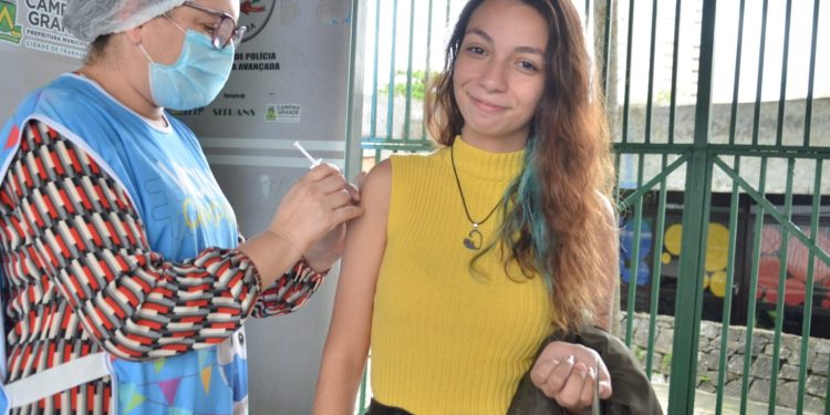 Prefeitura de Campina Grande amplia vacinação Bivalente para pessoas a partir de 18 anos