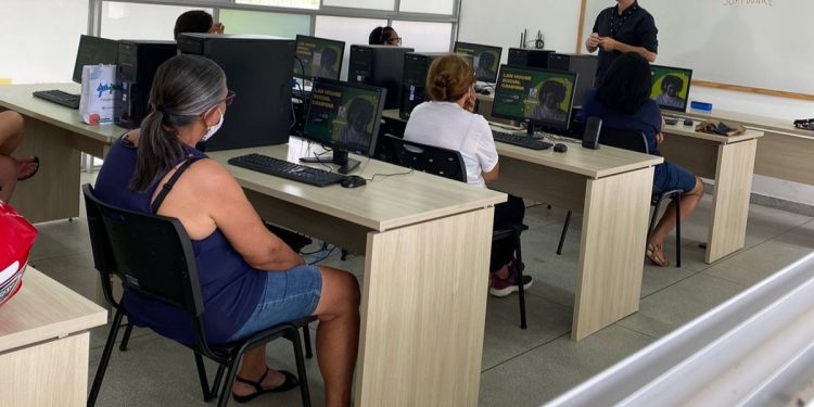 Prefeitura de Campina Grande abre 300 vagas para sete cursos gratuitos na área da tecnologia