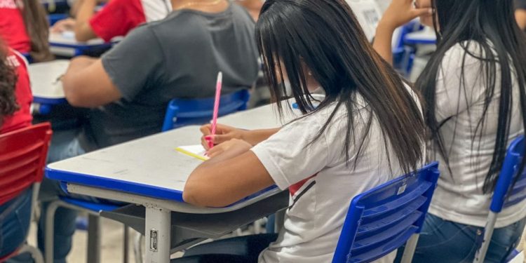 Projeto Carteira Solidária do Procon-JP garante documento gratuito aos alunos da rede municipal