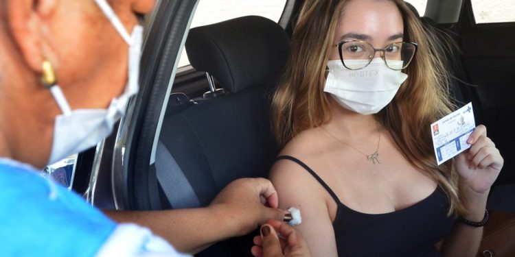 Prefeitura de João Pessoa continua vacinando diversos públicos contra Covid-19 nesta quarta-feira