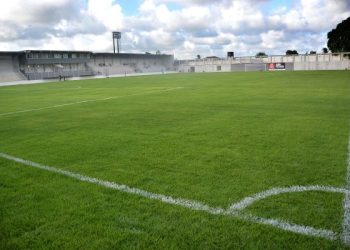 Estádio da Graça e Campo da Marquise estão com obras aceleradas e Prefeitura planeja reforma de mais 10 campos