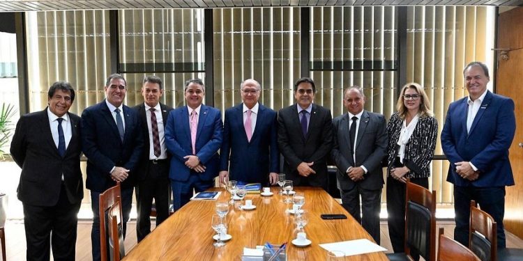 Efraim quer criar Estatuto Nacional de Simplificação de Obrigações Acessórias Tributárias