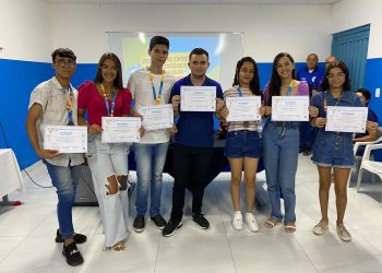 Alunos de Patos ganham medalhas e bolsas de iniciação científica após resultados em Olimpíadas do MEC