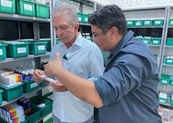 Nabor entrega nova sede da Farmácia Básica central e implanta consultório farmacêutico