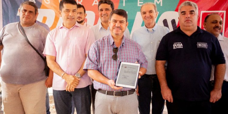 Dinho autoriza pavimentação de ruas na comunidade São Domingos, no Altiplano