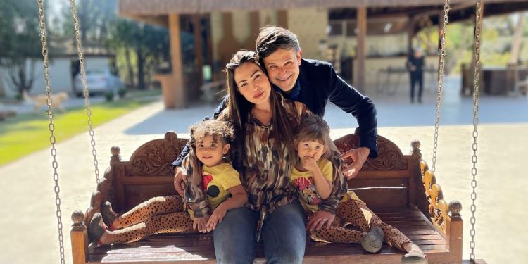 Atriz Luma Vidal fala sobre como treinou as filhas para lidarem com os ataques em escolas