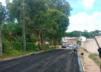Prefeitura inicia obras de capeamento asfáltico entre os bairros José Américo e Mangabeira
