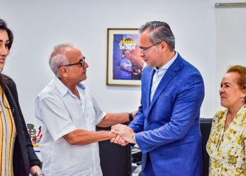 Cícero Lucena recebe embaixador do Azerbaijão e discute parcerias econômicas e de viés humanitário
