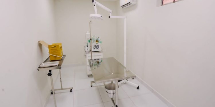 Cícero Lucena inaugura primeira Clínica Veterinária Municipal de João Pessoa