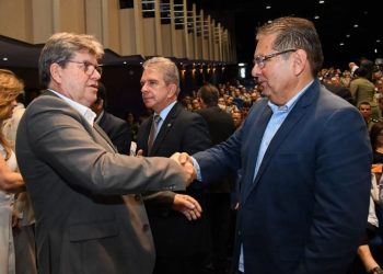 Adriano parabeniza governo por resultados do Opera Paraíba no Mês da Mulher