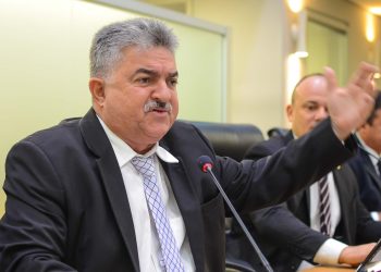 João Gonçalves pede respeito após Walber taxá-lo de “figura folclórica de dar caixão e frequentar enterro”