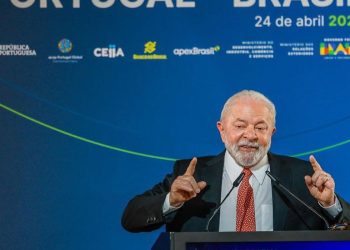 Em Portugal, Lula reforça crítica ao atual nível da taxa Selic